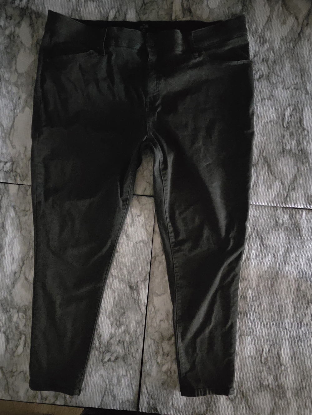 LuLaRoe Dark Gray Skinny Jeans Size 44 Womens 24
